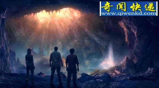斯诺登爆地心人真实存在,人类一直被地心人操控