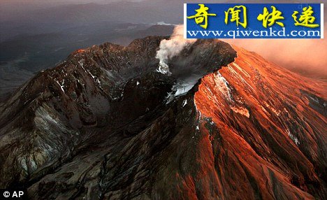 大约200万年前,美国黄石国家公园的哈克贝利火山大规模喷发,规模相当于1980年华盛顿圣海伦火山喷发的2000倍 (图)揭秘火山超级喷发:裂缝扩大致岩浆房破裂