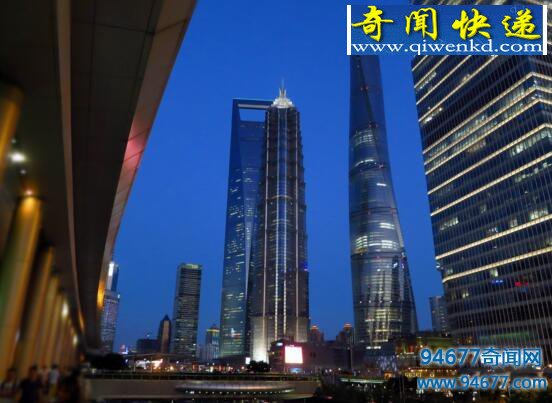 上海第一高楼——中心大厦(132层/632中国之最)
