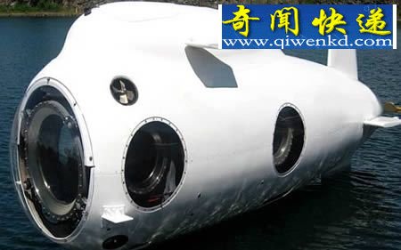 十艘造价昂贵炫酷潜艇:鲨鱼潜艇可跃出水面