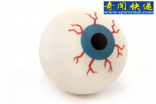 科学家研制触觉隐形眼镜 盲人可“看到”物体