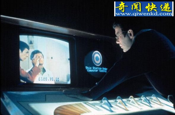 QuickTime 来自科幻小说的十大发明:潜艇,直升机,原子能,火箭。。。(图)