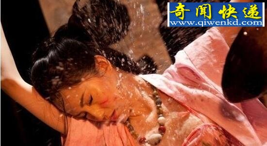 �Ŵ��������̣��ֿ̼����к�����(�����ĵ۷ϳ�)