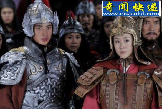 杨宗保是怎么死的,受困金山中箭而死