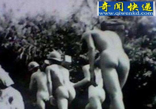越南女兵打仗方式低俗,打不赢就脱衣服(全裸)