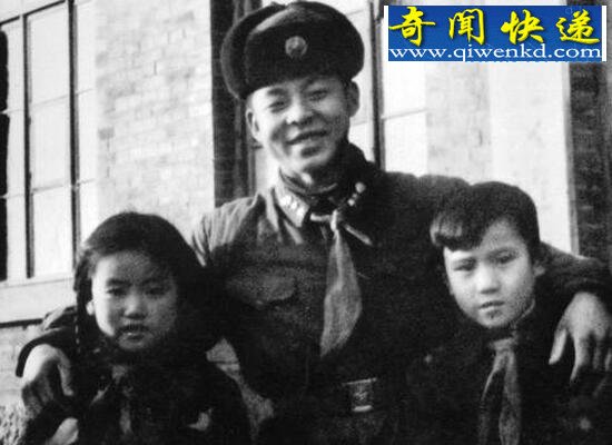 揭秘雷锋是怎么死的,雷锋的故事