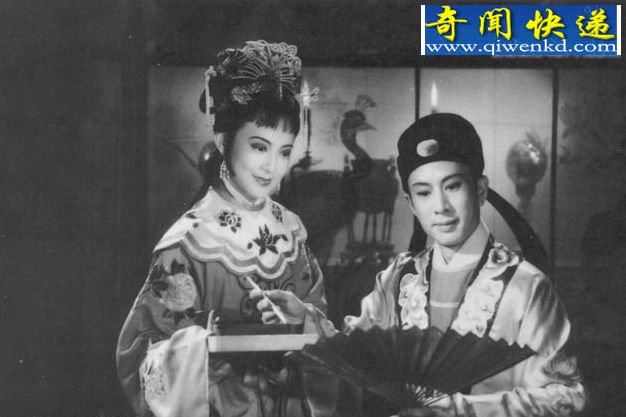 为了爱情血染桃花扇的秦淮名妓