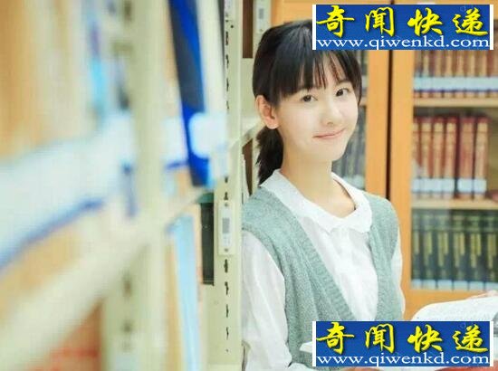 清纯校花陈都灵高中丑事,私生活混乱(被渣男上过)