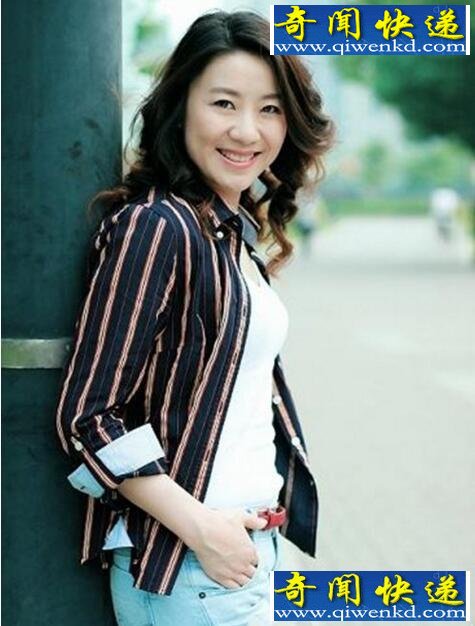孟非老婆李雪照片,相濡以沫20年依旧恩爱如初