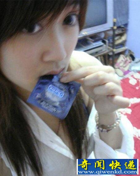 杜蕾斯女孩陈玟予全套图,用嘴咬安全套(很黄很暴力)